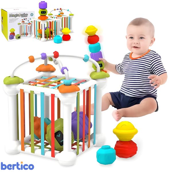 Cubo FormaBox com formas geométricas encaixadas. Brinquedo educativo que estimula o raciocínio e a coordenação motora dos bebês