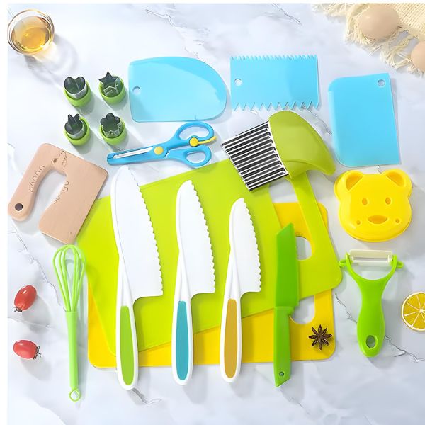Explore o CozinhaKids com todos os utensílios inclusos. Um kit culinário educativo Montessori para estimular a criatividade das crianças