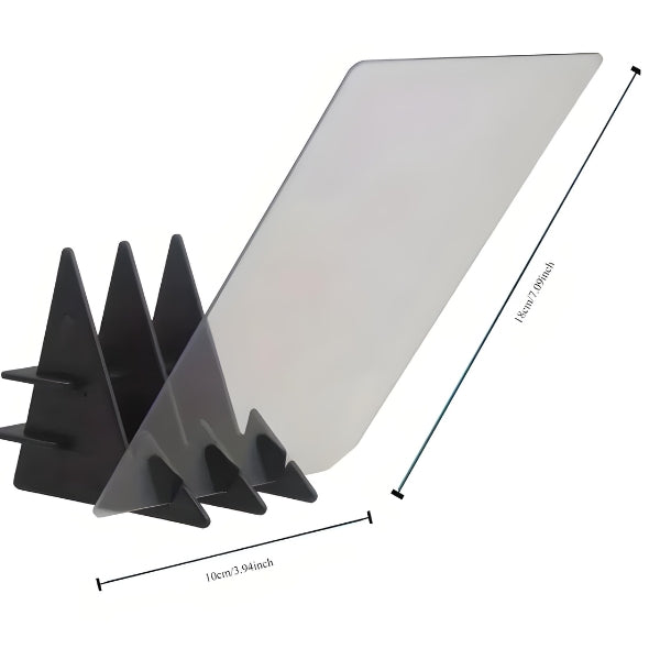 Detalhe da lente óptica do CopyDraw Pro. Produzida em acrílico resistente e segura para uso infantil