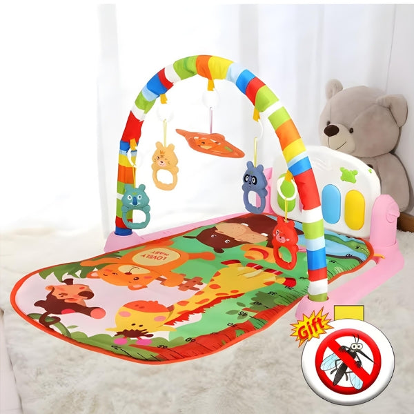 Tapete de atividades com brinquedos pendurados e superfície macia, criado para incentivar o engatinhar e o explorar