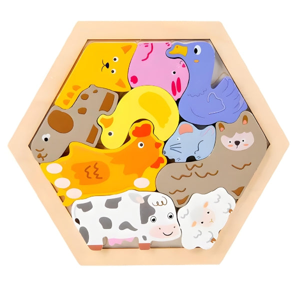 Visão lateral do FormaCerta mostrando as camadas tridimensionais e texturas em madeira natural, promovendo estímulo tátil e visual